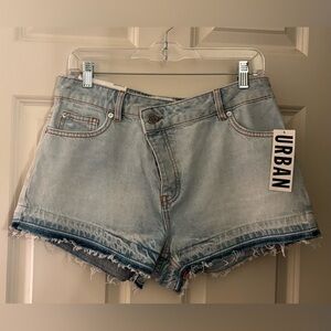 NWT Urban Outfitters BDG 100% Cotton A Line Denim Shorts, 28